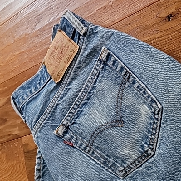 Vintage Levis 501 Button Fly Jean - Picture 2 of 13